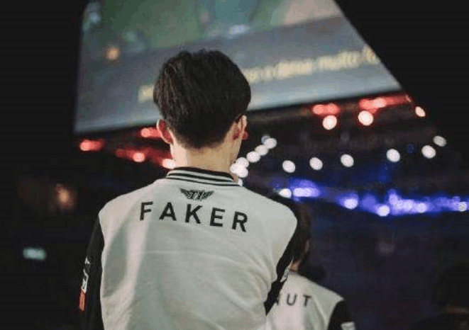 【前瞻】2025LPL春季赛TES vs RNG，巅峰之战谁能称雄？