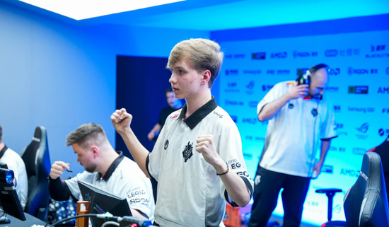 电竞比分二十年的等待，天禄终为CNCS再夺世界冠军！