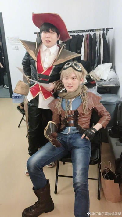 B的手太重了！老瑞兹控制着闪电 GALA 团战中无限被攻击。 Ninjas in Pyjamas 取得了赛点